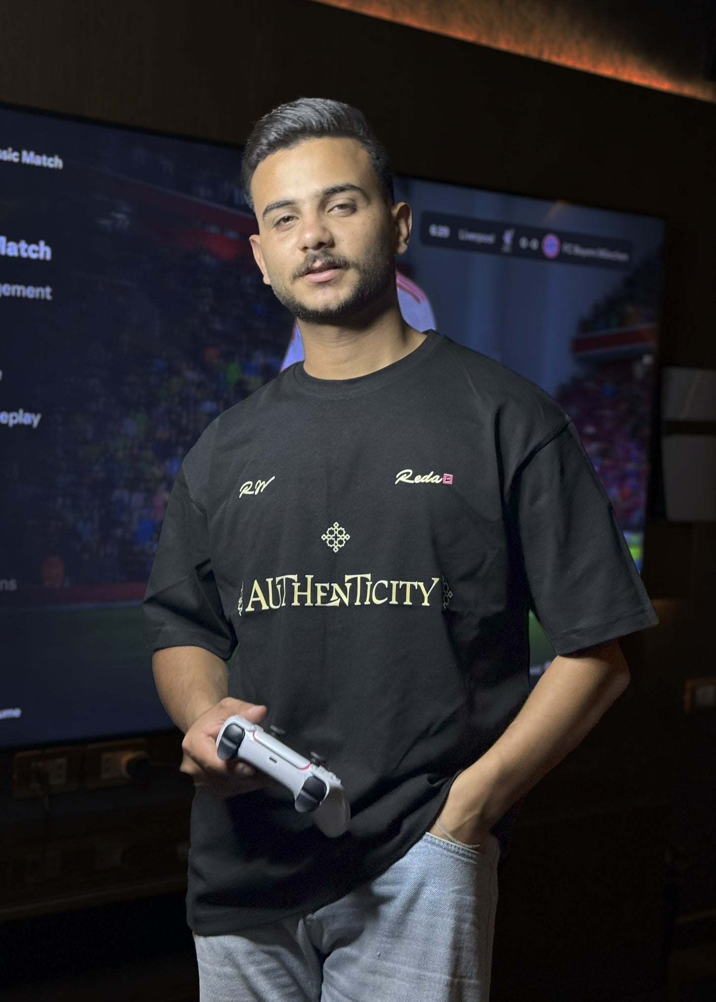 T-shirt over size ( AUTHENTICITY)